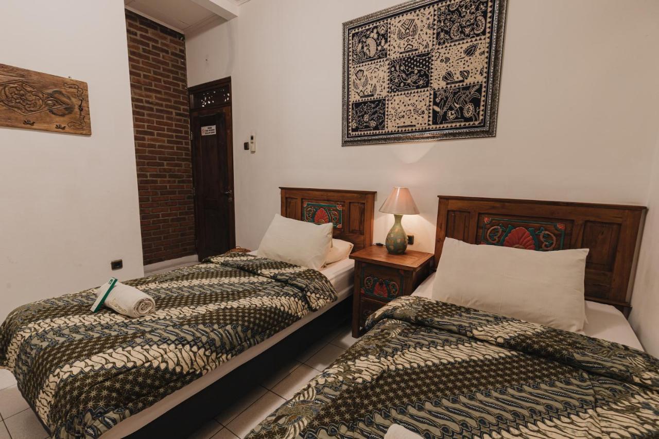 Sekararum Butik Syariah Guesthouse Bandung Eksteriør bilde